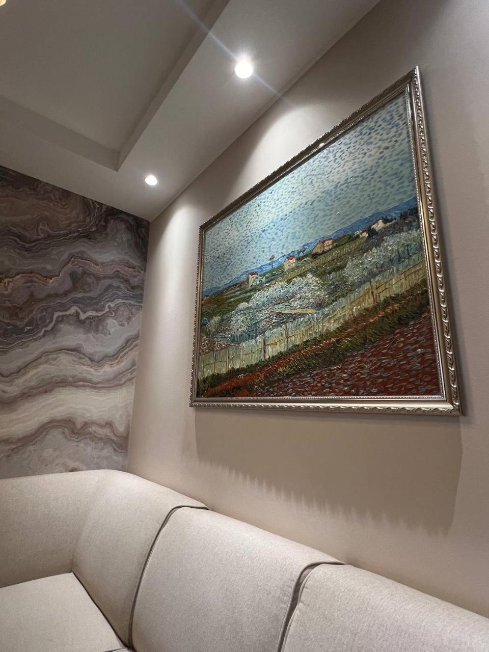 Sofia International Hotel Бишкек Экстерьер фото