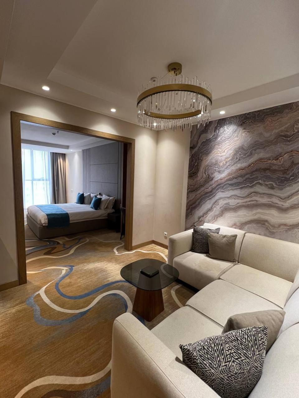 Sofia International Hotel Бишкек Экстерьер фото