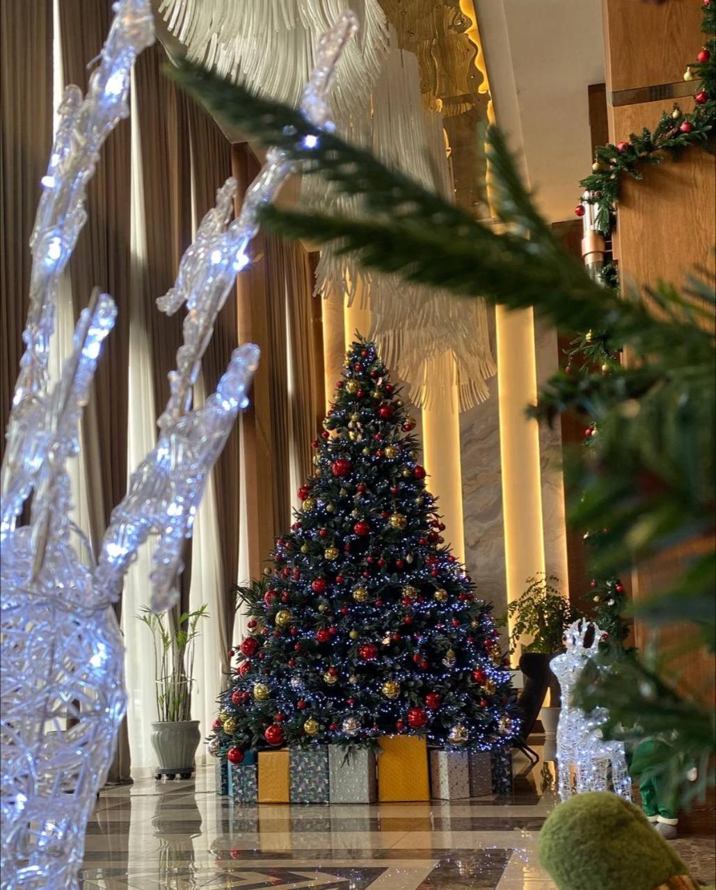 Sofia International Hotel Бишкек Экстерьер фото